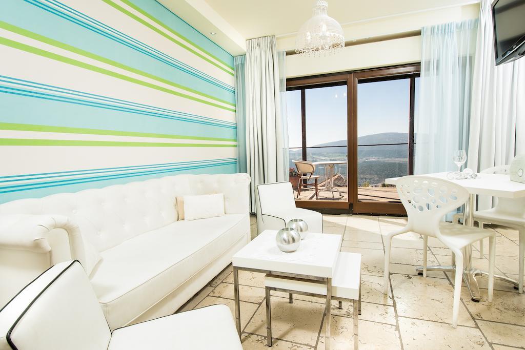 Pelech Harimmon Hotel Safed Exterior photo